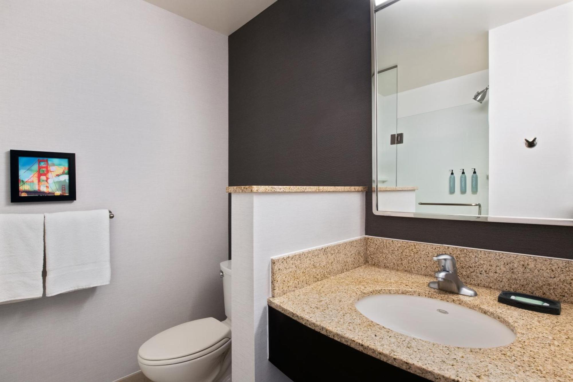 Courtyard By Marriott San Jose North/ Silicon Valley Ngoại thất bức ảnh