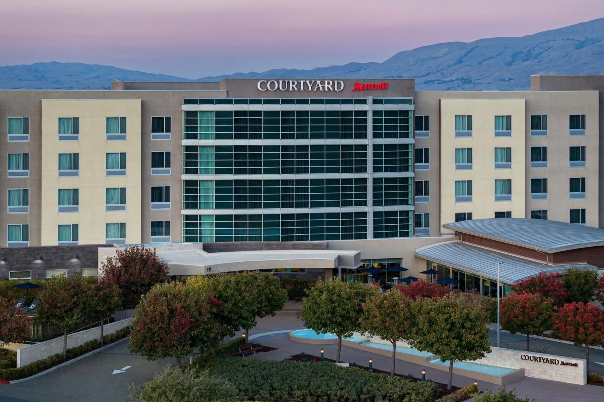 Courtyard By Marriott San Jose North/ Silicon Valley Ngoại thất bức ảnh
