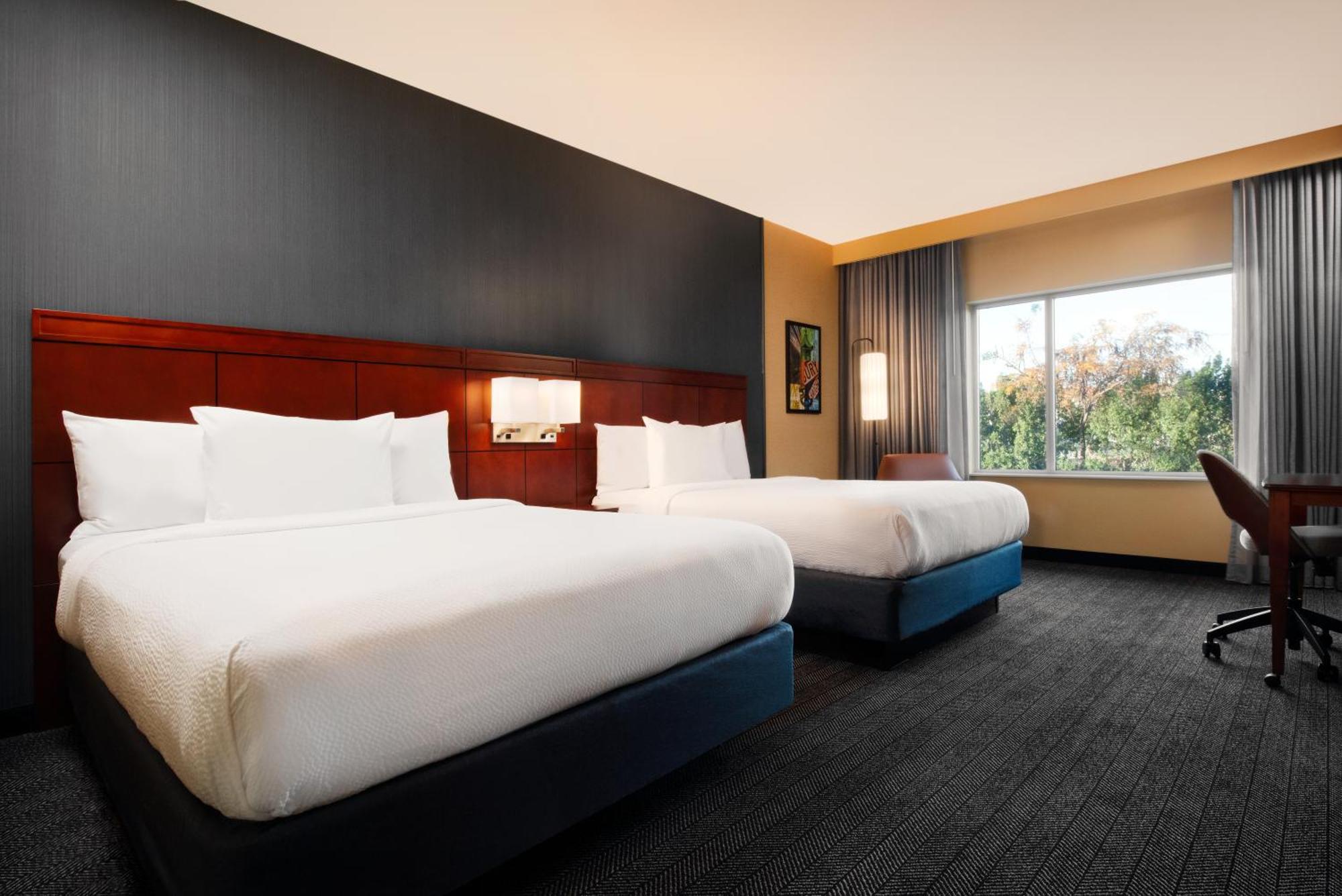 Courtyard By Marriott San Jose North/ Silicon Valley Ngoại thất bức ảnh